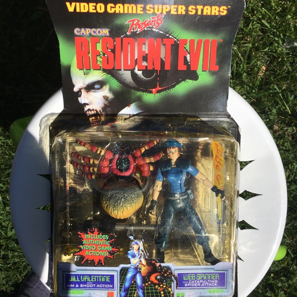 Resident evil. Jill valentine vs web spinner 
1998